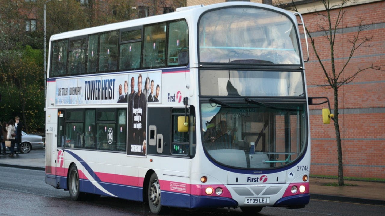 Buses in Glasgow, Scotland 2017