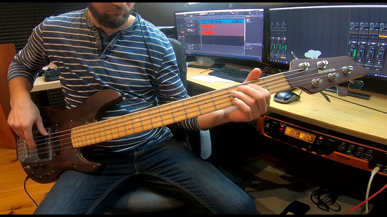 [28]. Maanam  - Lucciola - na basie / bass cover + TAB