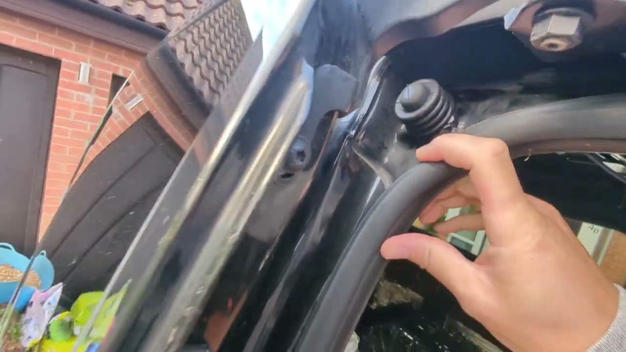Ford Transit Custom - water leak - driving me insane - Any van experts?