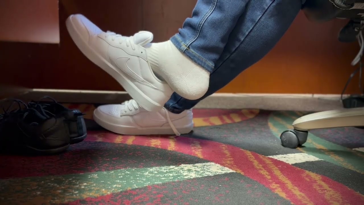 Xero Shoes X Nike Trainers X Nikes Socks