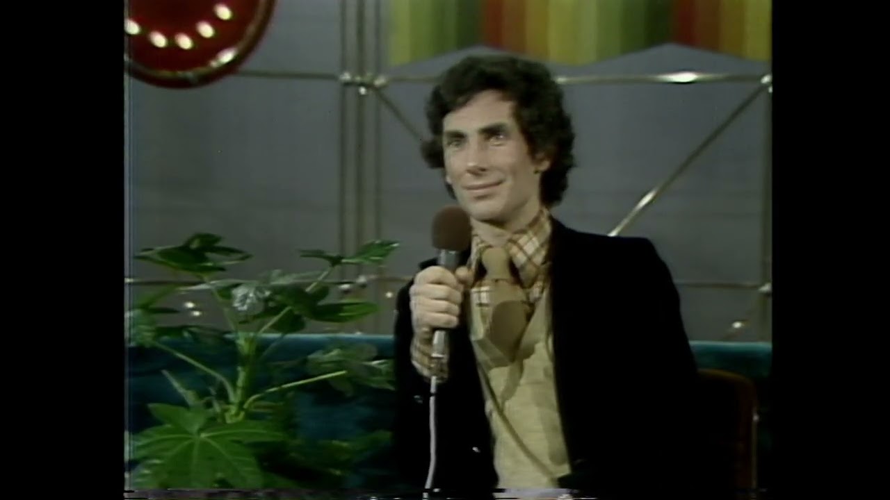 Héctor Noguera en Sábados Gigantes: “Ser actor es una carrera que dura toda la vida” | 1979