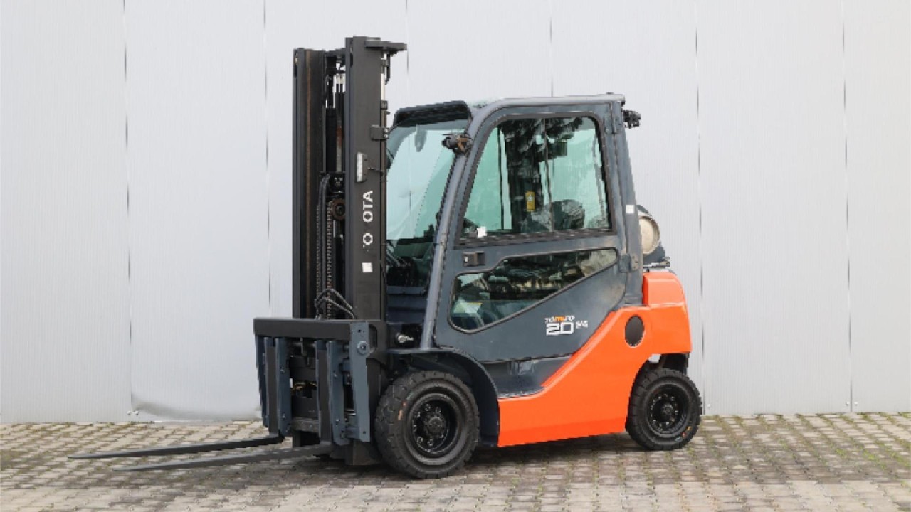 Toyota 06-8FG20F (2019) LPG forklift truck, duplex mast, Toyota engine, 9077 hours worked