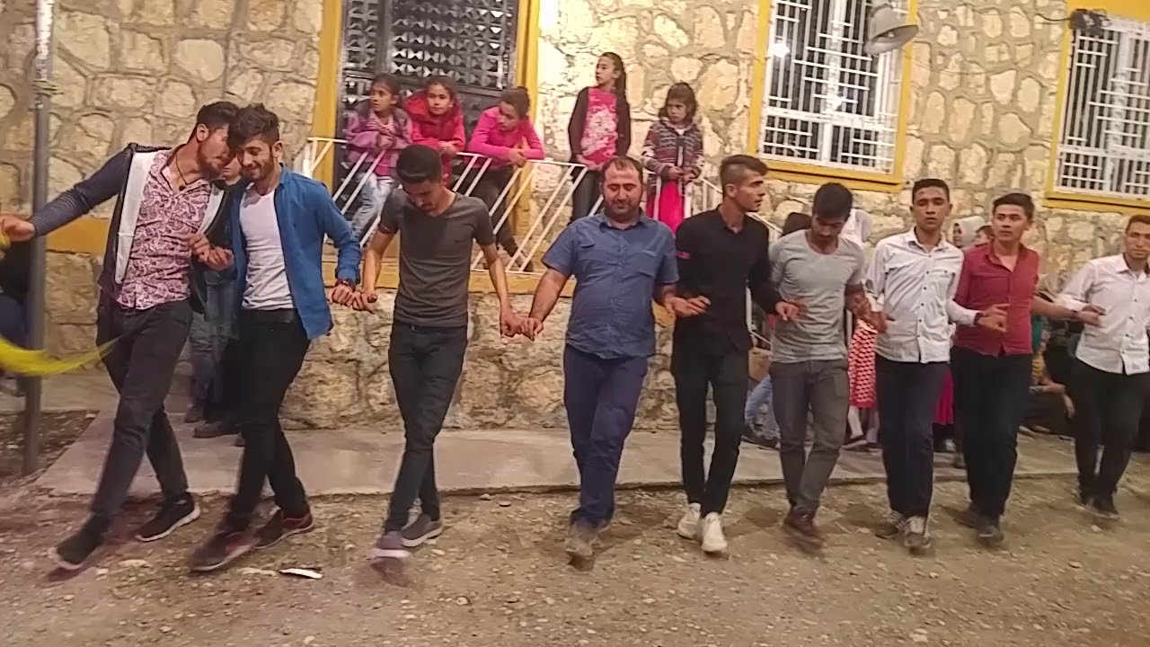 KILINÇ KAMERA GRUP DEVRİM KURUGÖL KÖYÜ 1998/2 TERTIPLERIN ASKER GECESİNDE