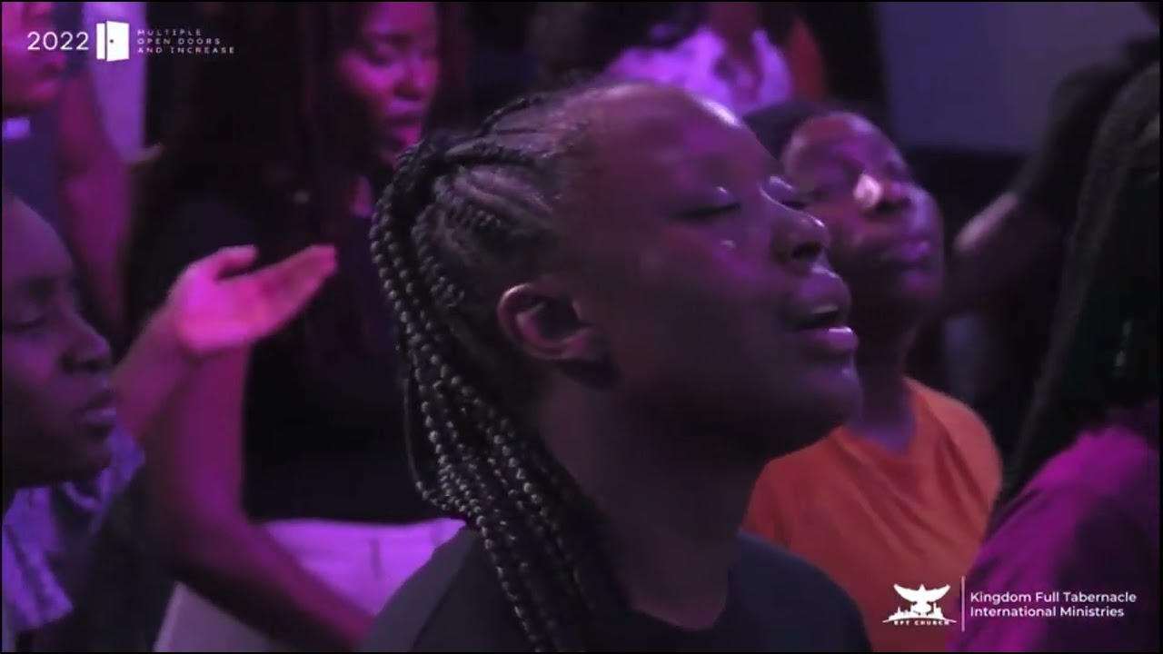 Worship Medley Ministration (GOD OF VENGEANCE)