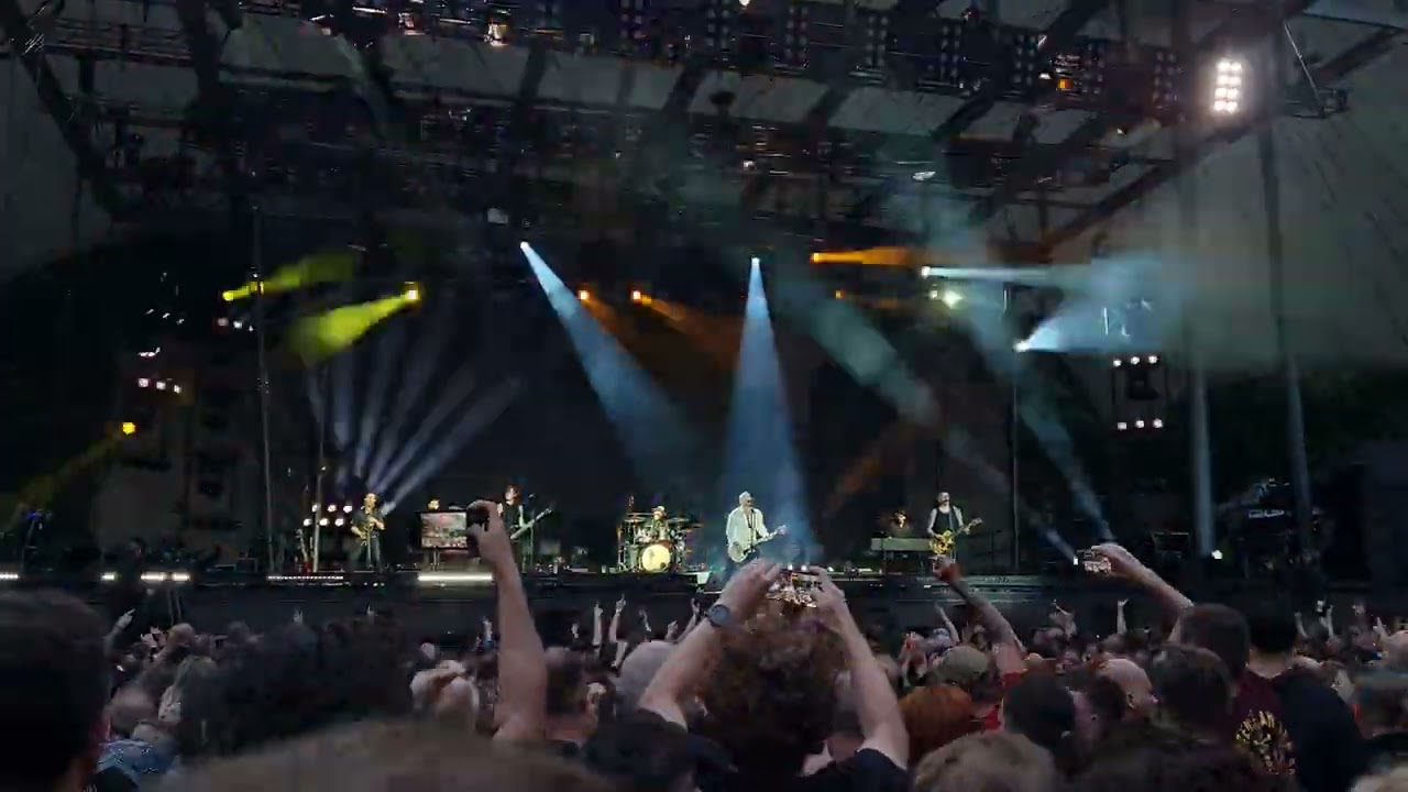 BROILERS - WO ES HINGEHT (Live in Berlin, Waldb&uuml;hne 14.06.2024 - Jolly Good Fellas)
