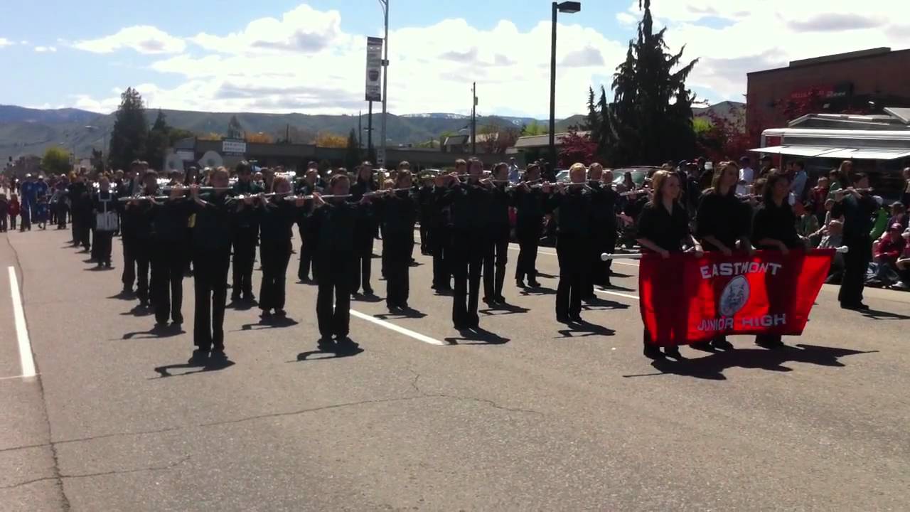 Eastmont Jr High Band Apple Blossom Parade 2011