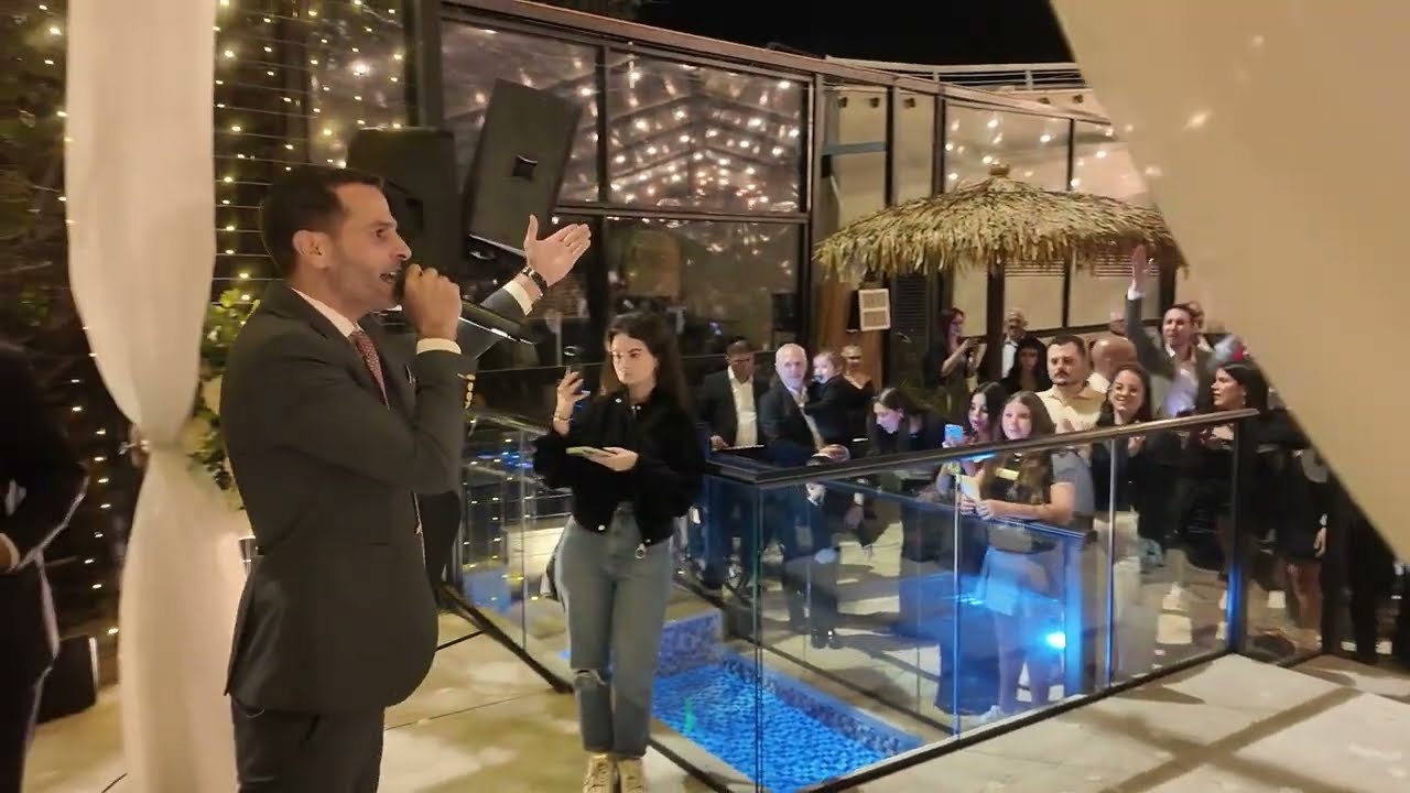רב מזמר לחופה