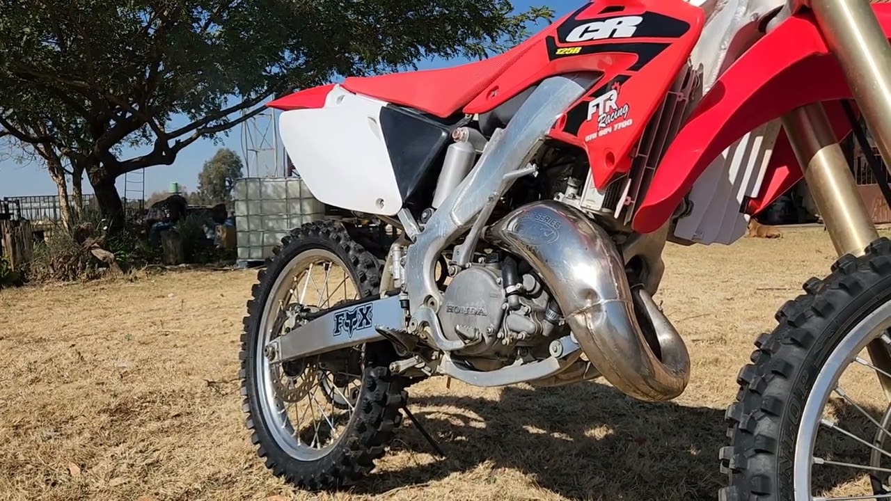 2004 CR125R pure sound!