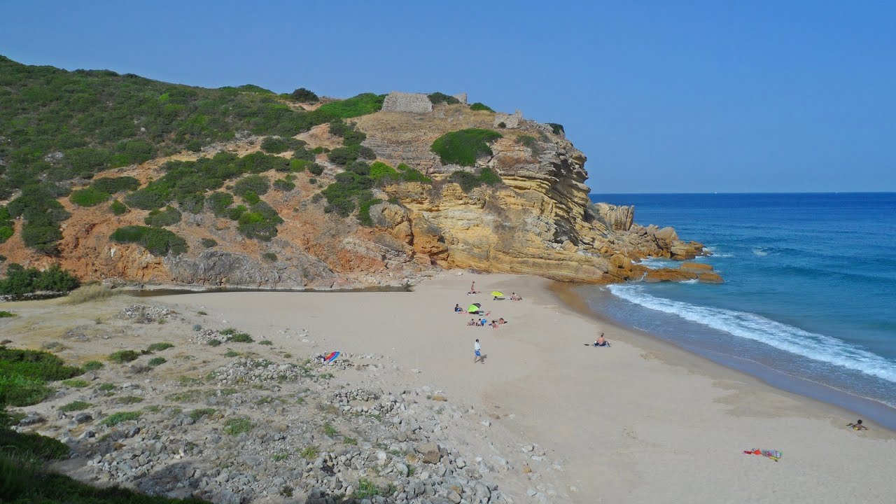 Praia da Figueira Beach, Algarve (HD)