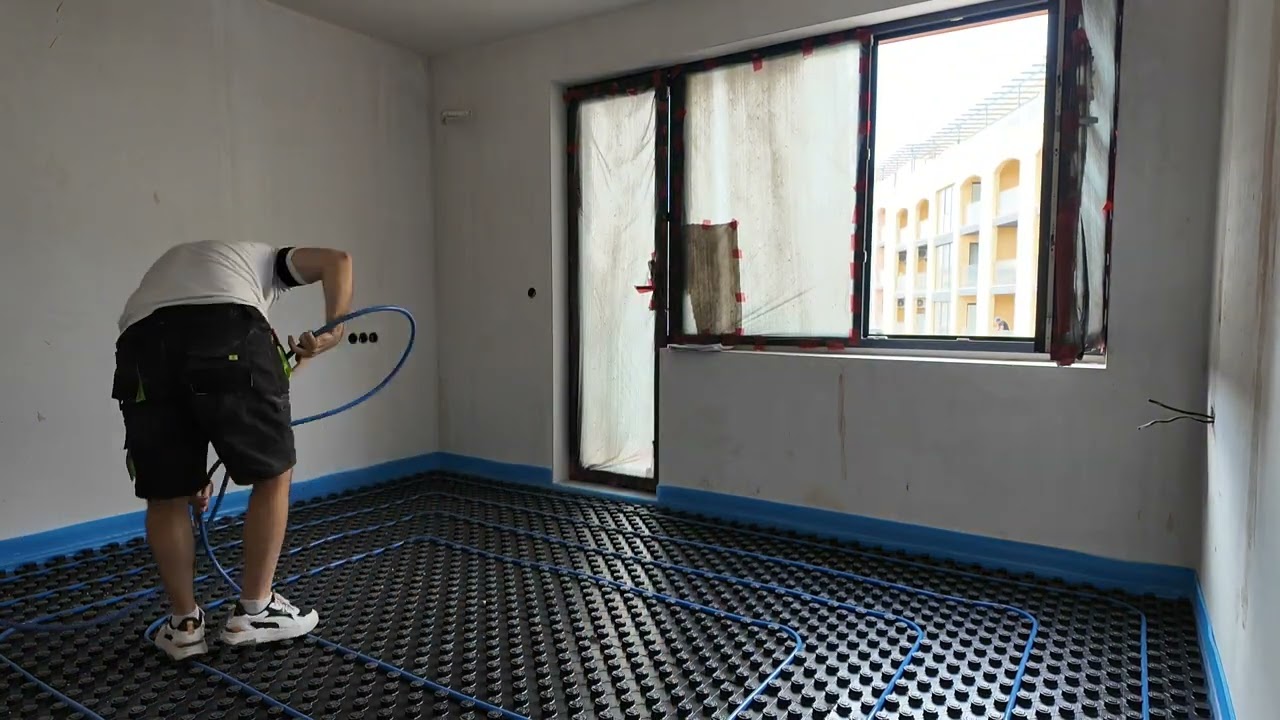 Монтаж на тръба за водно подово отопление