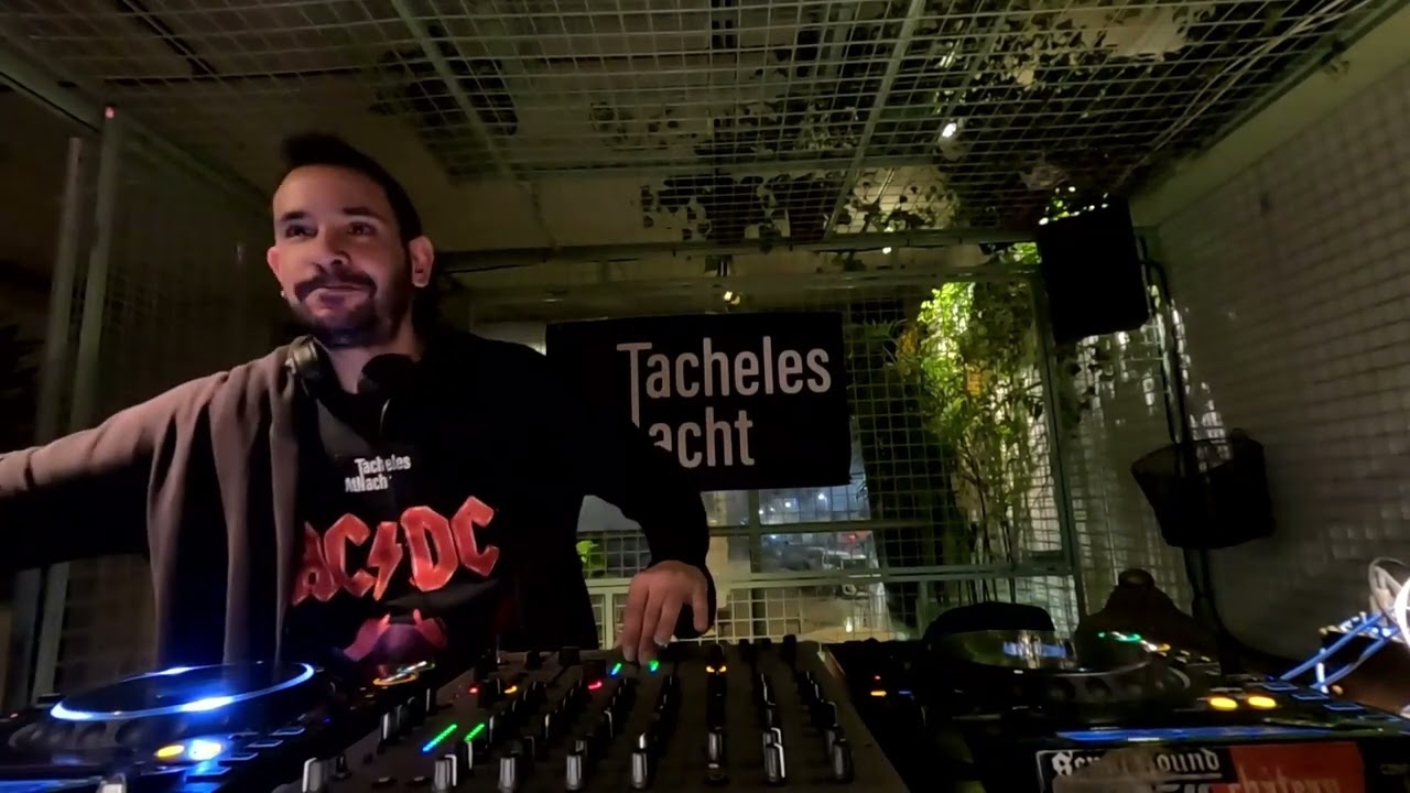Phi Radio X Tacheles Atnacht w/ Raphael