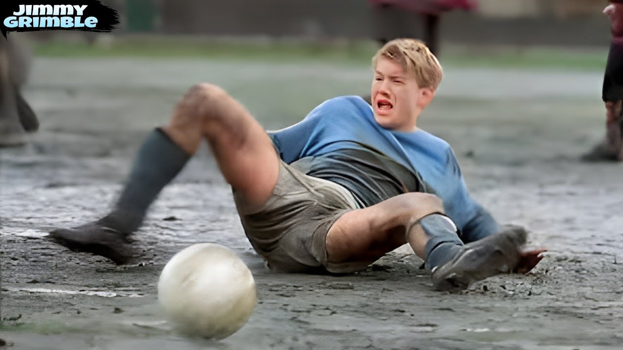 ولد يعاني من التنمر😢تعطيه سيدة حذاء سحري👟 فيصبح احسن لاعب كرة قدم في مدرسته⚽ ||ملخص 🎦 Jimmy Grimble