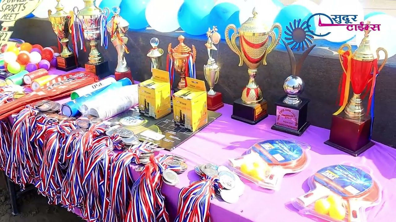 खप्तड विद्या निकेतनमा आयोजित खेल सप्ताहको बारेमाआफ्नो भनाई राख्दै संयोजक भूवन भट्ट