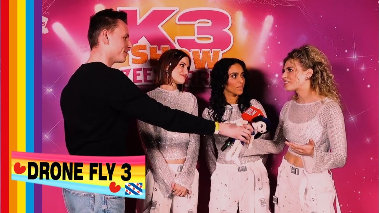 HLN Showbits K3 interview met Hanne en Julia en Nora Gharib na de première van de K3 show Zeesterren