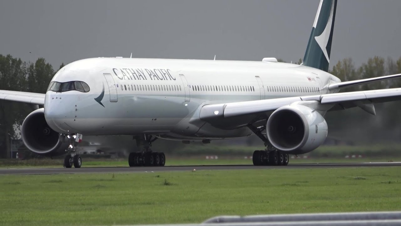 Cathay Pacific Airbus A350-1000 (B-LXE) Take Off At AMS 36L