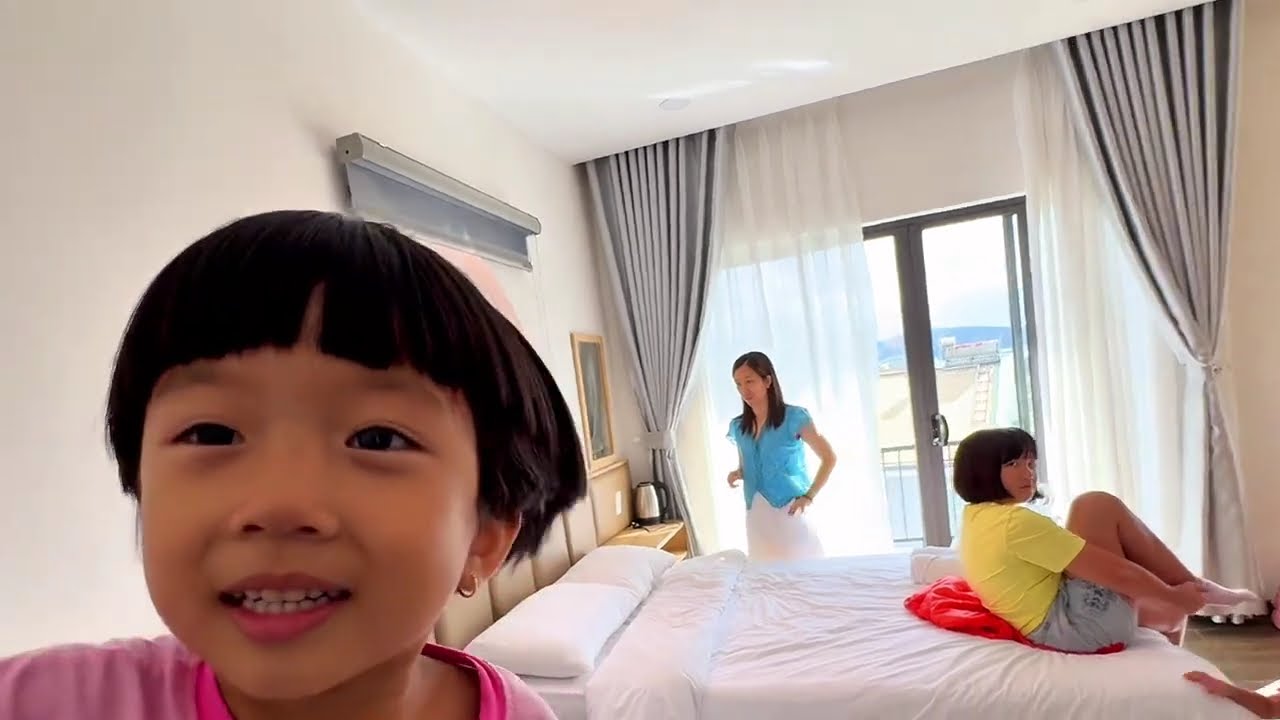 Đà Lạt Ngày Mưa - Săn Sương Mù Trên Đèo Bảo Lộc & Vô Tình được tặng một phòng Khách Sạn Miễn Phí 😍