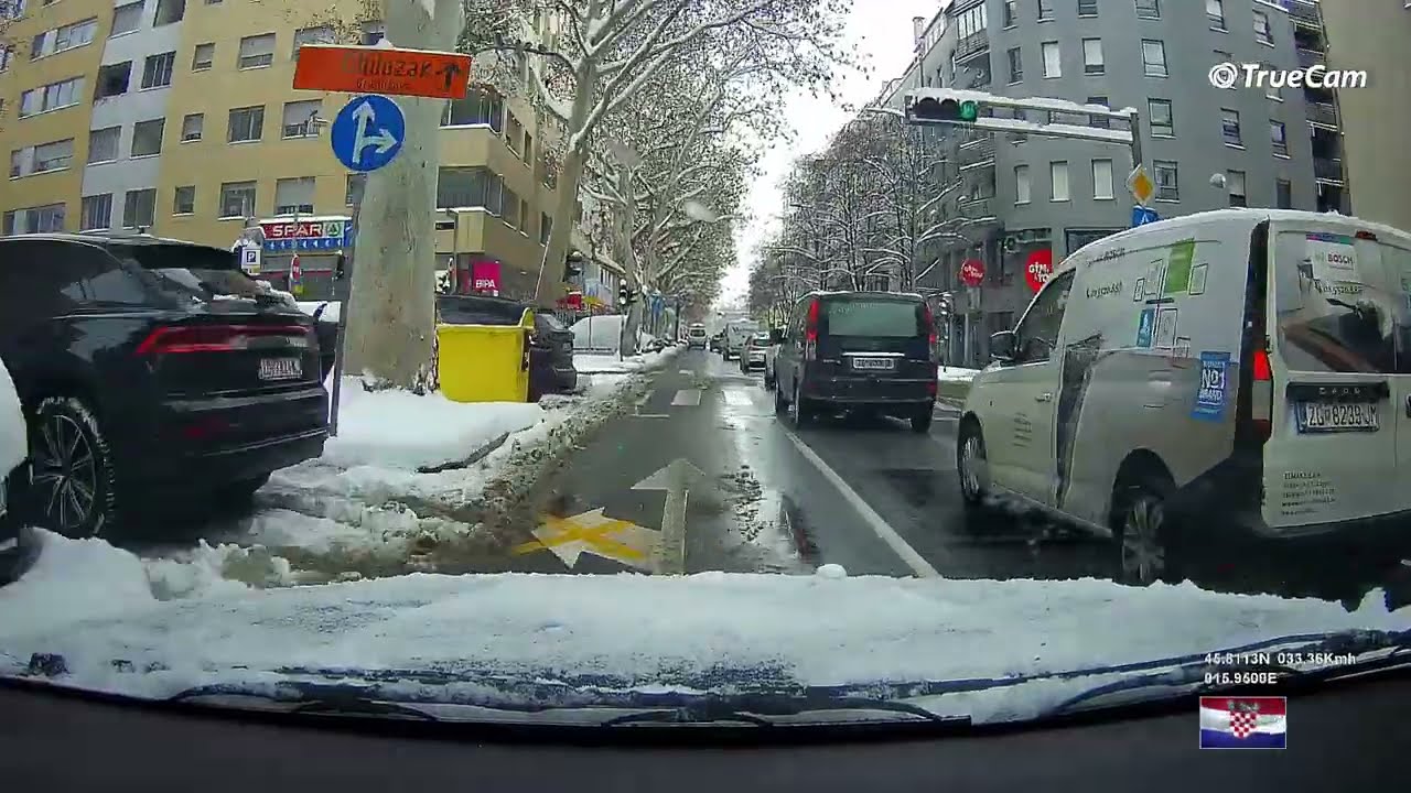 Zagreb pod snijegom 💁‍♂️☃️❄️ : Vožnja od Kustošije do Trga Francuske Revolucije 🚙❄️☃️