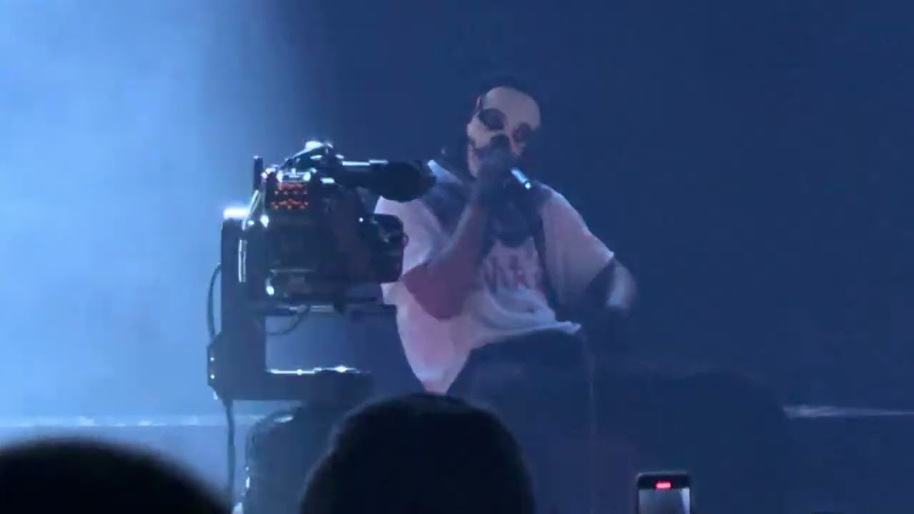 Twenty One Pilots - Doubt (Demo Version) (Live in Hartford, 9-30-25) (FULL SHOW PART 15)
