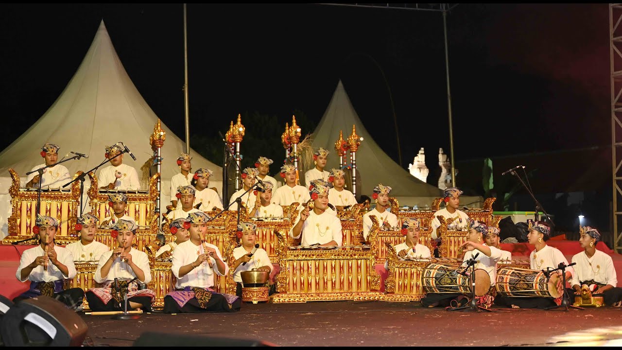 1. Sekha gong Duta Banjar Gunung Sari, Meta Fest Mengwitani Festival,  28 Juni 2024