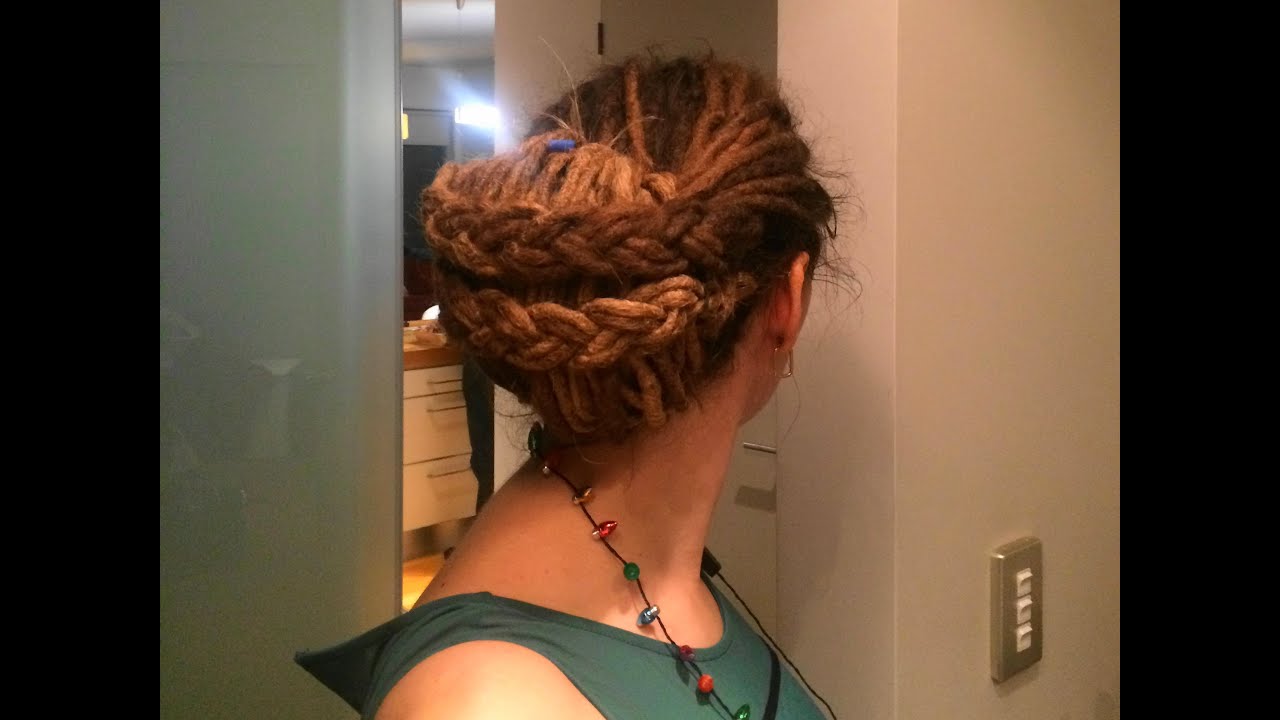 Easy Fancy Dread Updo