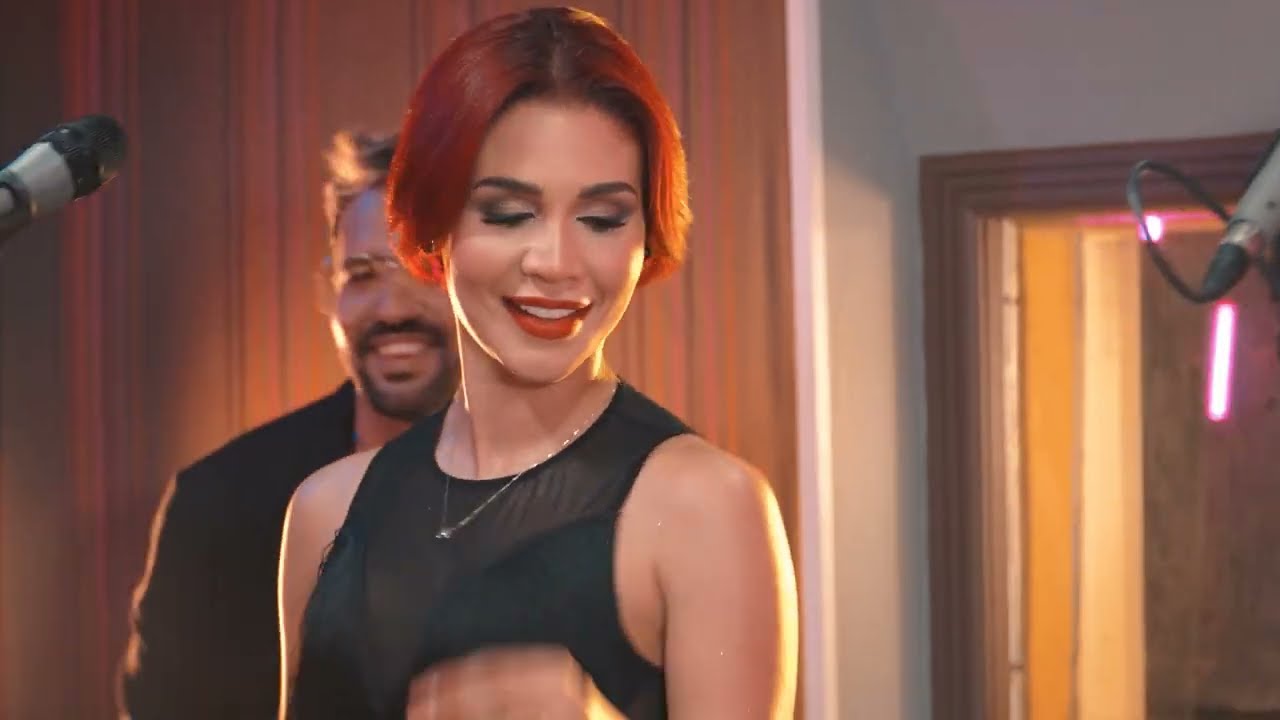 MERY GONZALEZ & BONNY CEPEDA - EL LOBO