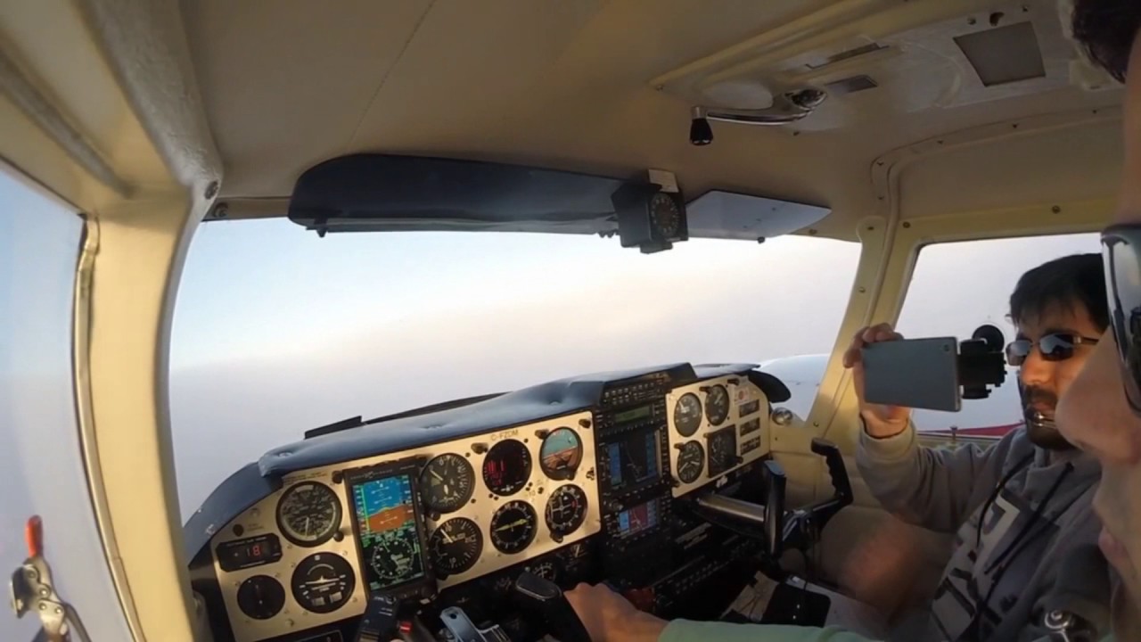Piper Twin Comanche Multi Engine PA-30 160 Flight