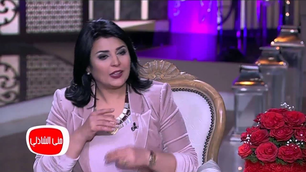 معكم مني الشاذلي|شاهد هاني شاكر يمتنع عن الغناء لزوجتة في المنزل ويضحك ضحكة جميلة جدا
