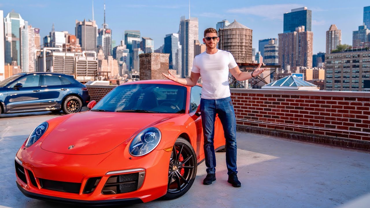 LIVING IN NEW YORK CITY: Why New Yorkers Don't Own Cars