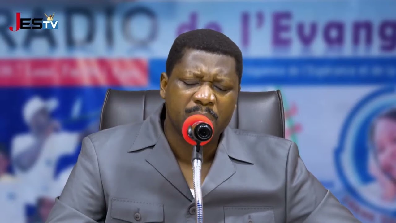 ADORATION DE L'HOMME DE DIEU - Ev  NOUMONVI DODJI PAUL