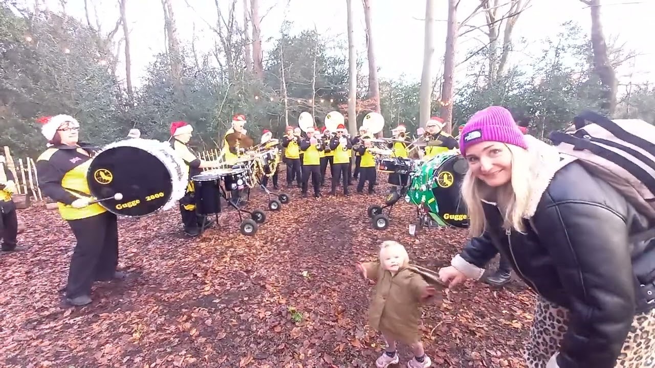 19 Merry Christmas Everybody