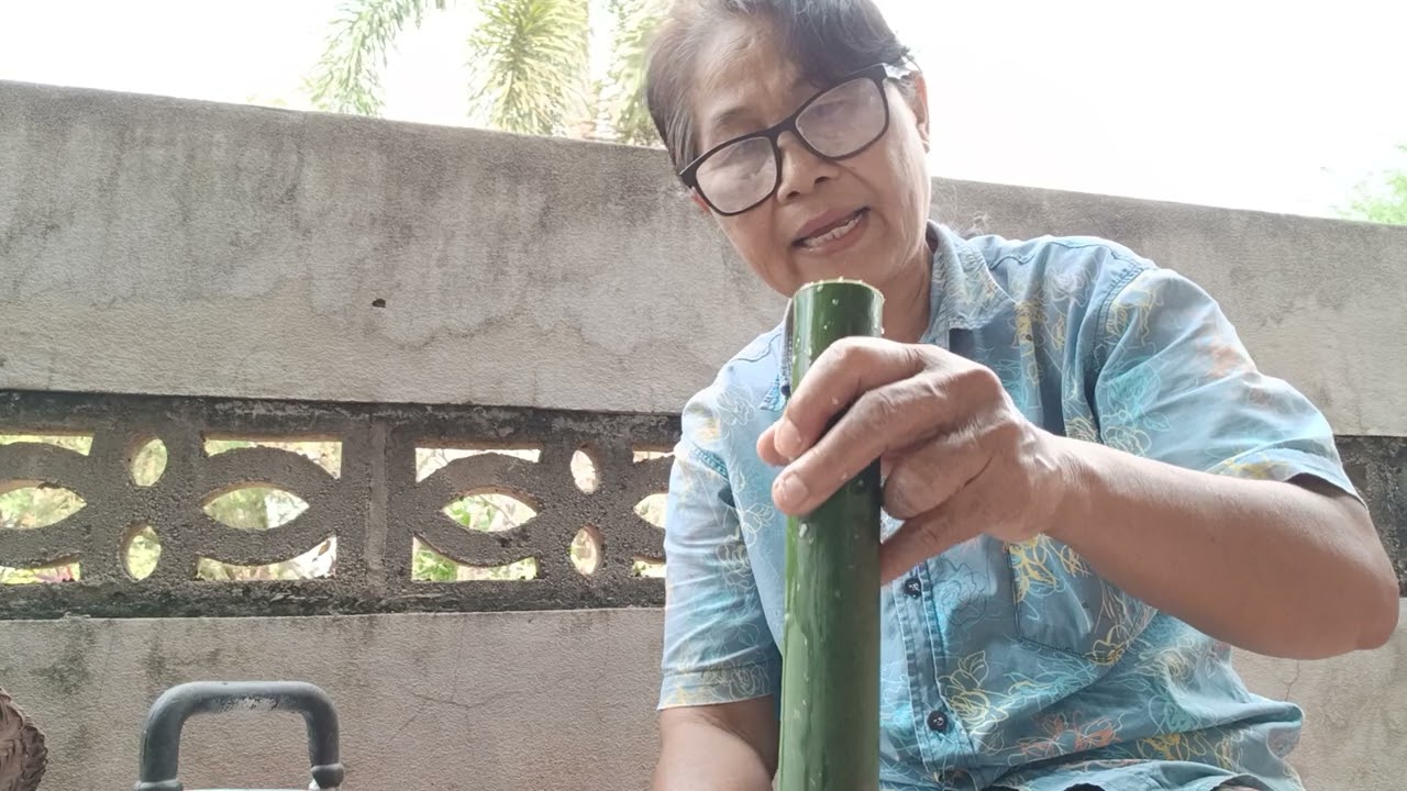 ทำข้าวหลาม ขนมพื้นบ้าน