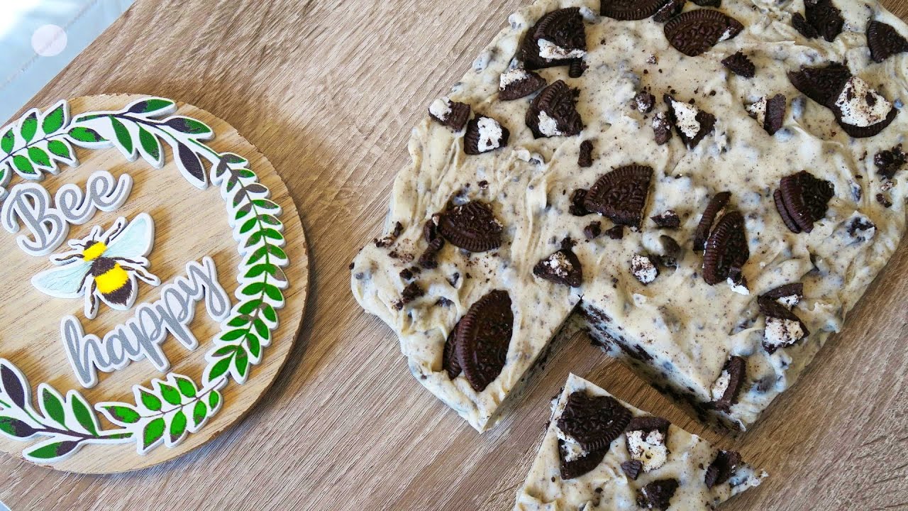 How To Make Oreo Fudge | Just 3 Ingredients