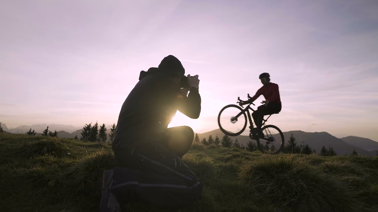 The Revolution Continues &ndash; Leica SL2 S