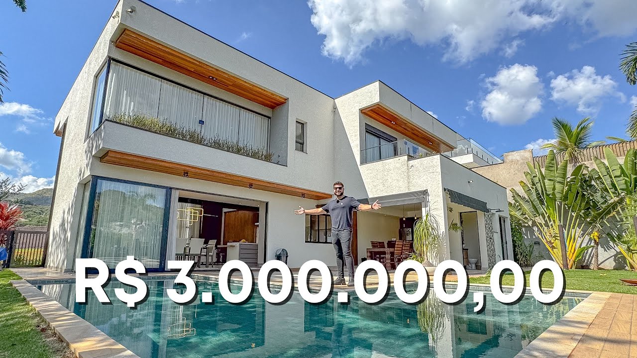 CASA MODERNA Á VENDA DE 300 m², 600 m² TERRENO, 4 QUARTOS, PISCINA, COM VISTA, CONDOMÍNIO ATIBAIA SP