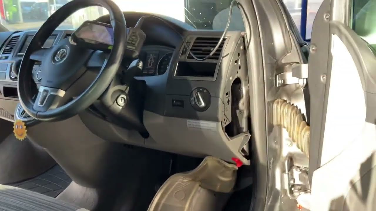 Volkswagen California Van 2014 | Water Leak Detection | #VolkswagenLeaks