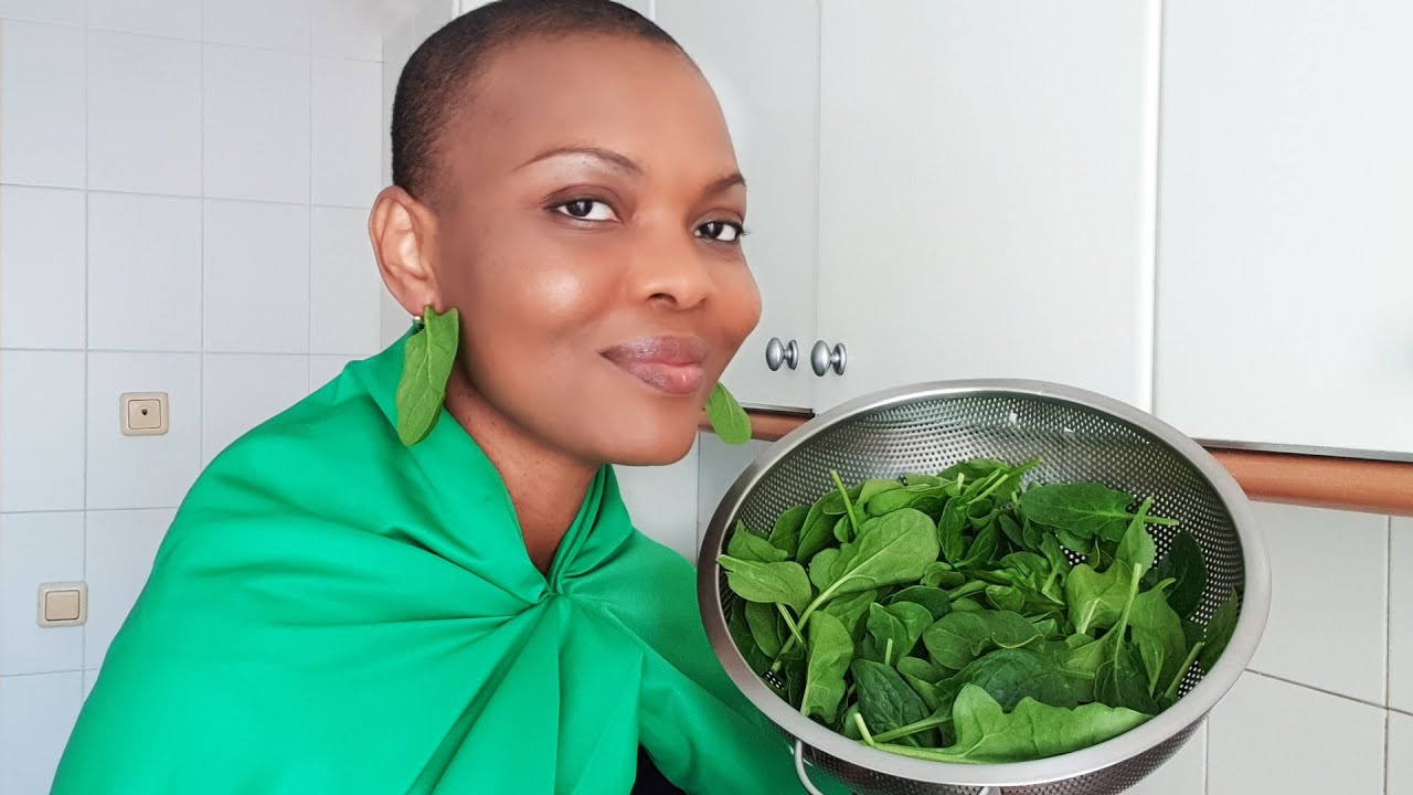 How to Preserve SPINACH & Leafy Nigerian Vegetables | Ugu, Water Leaves | Flo Chinyere