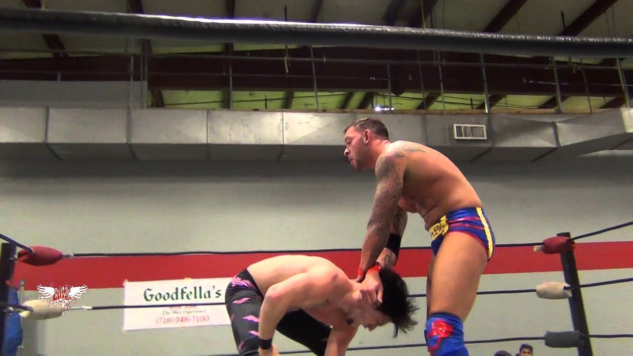 Chris Steeler v Nero 12/14/13 (W.O.W)