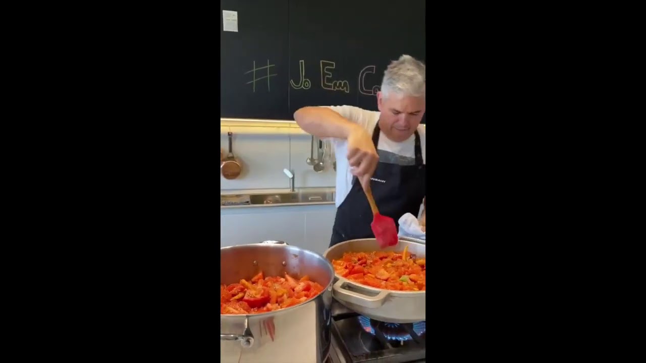A Casa!! Salsa de tomàquet