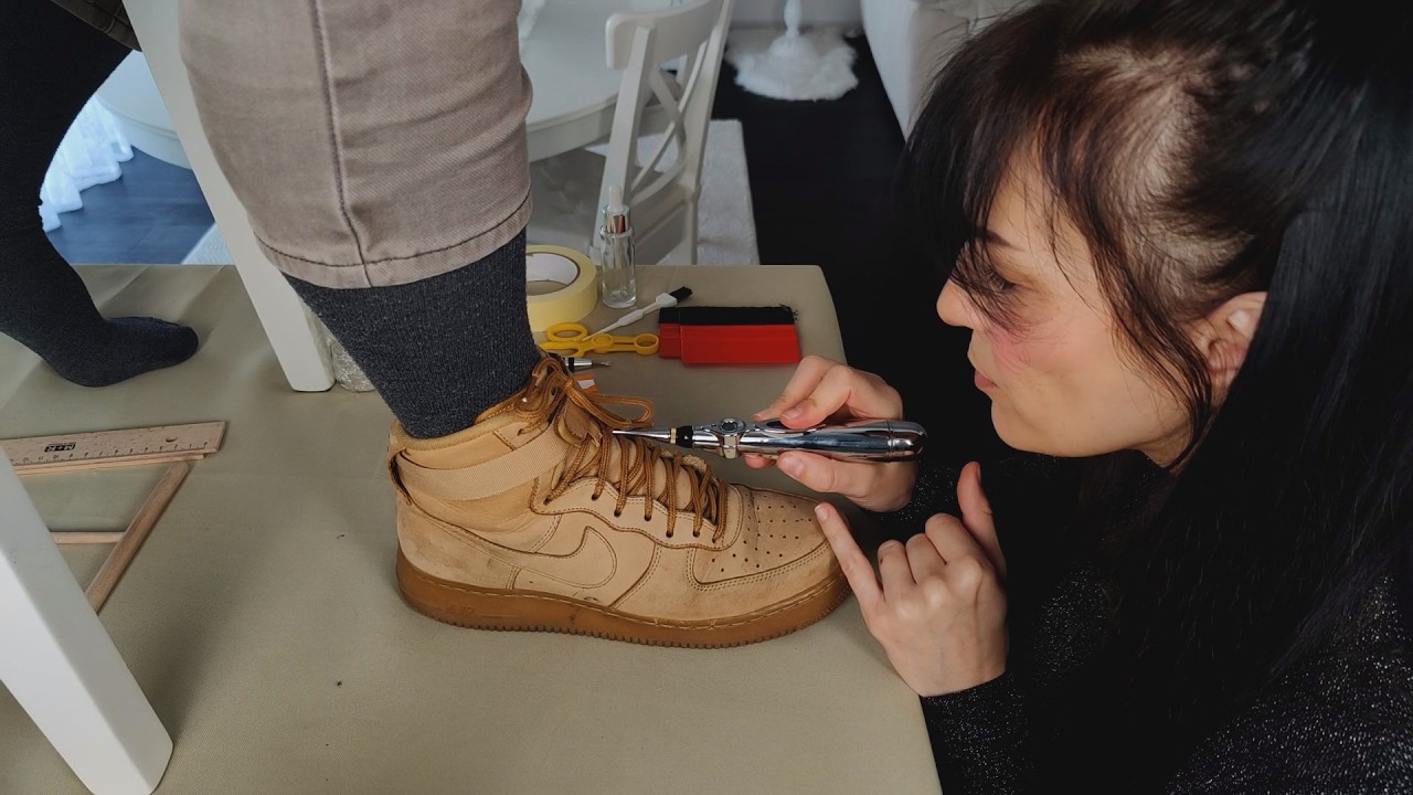 ASMR Shoe Adjustment & Intensive Cleaning