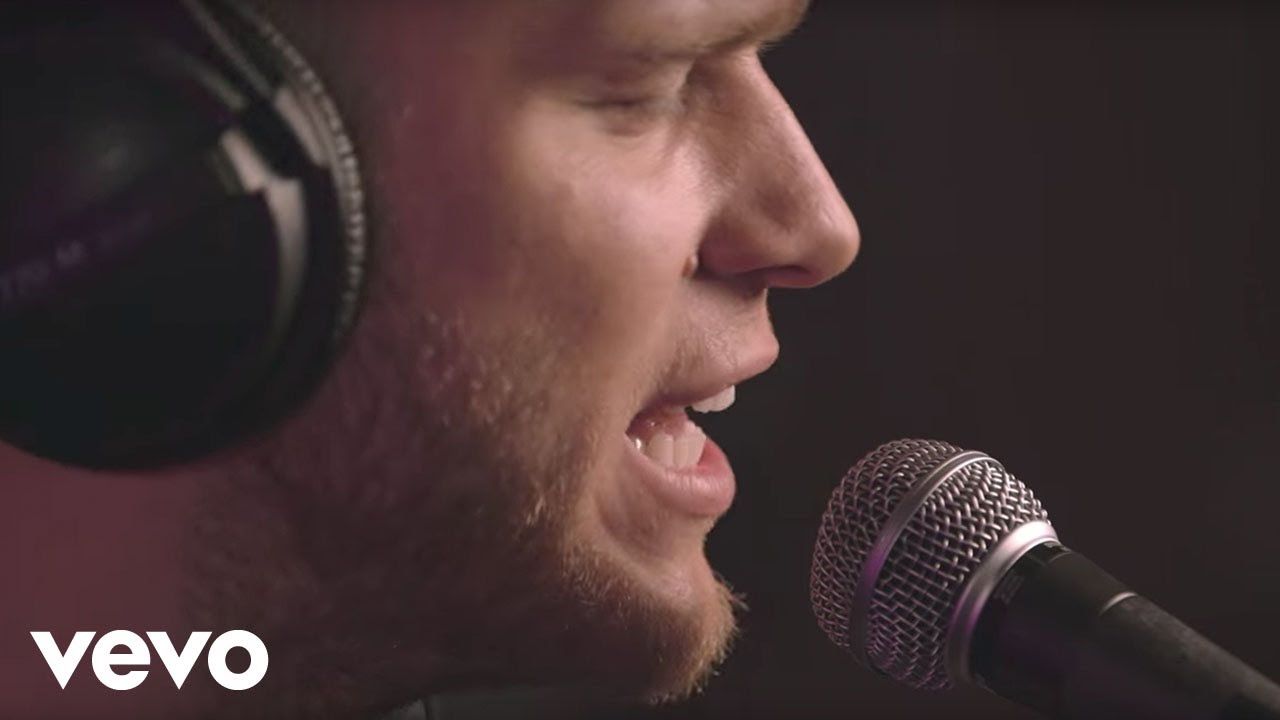Olly Murs - Kiss Me (Live Session)
