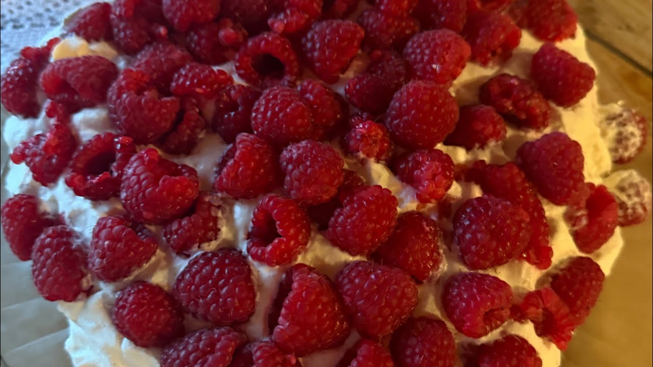 Schneller Himbeeren-Sahne-Kuchen! Super lecker 😋 #himbeerkucheb#schnellerezepte#quickrecipe 