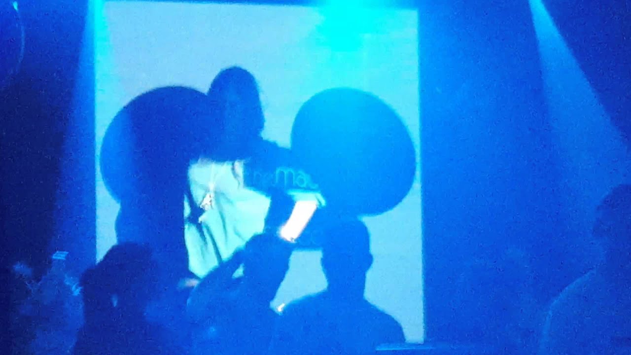 RJ Junior . TheMausRoom Showcase. T