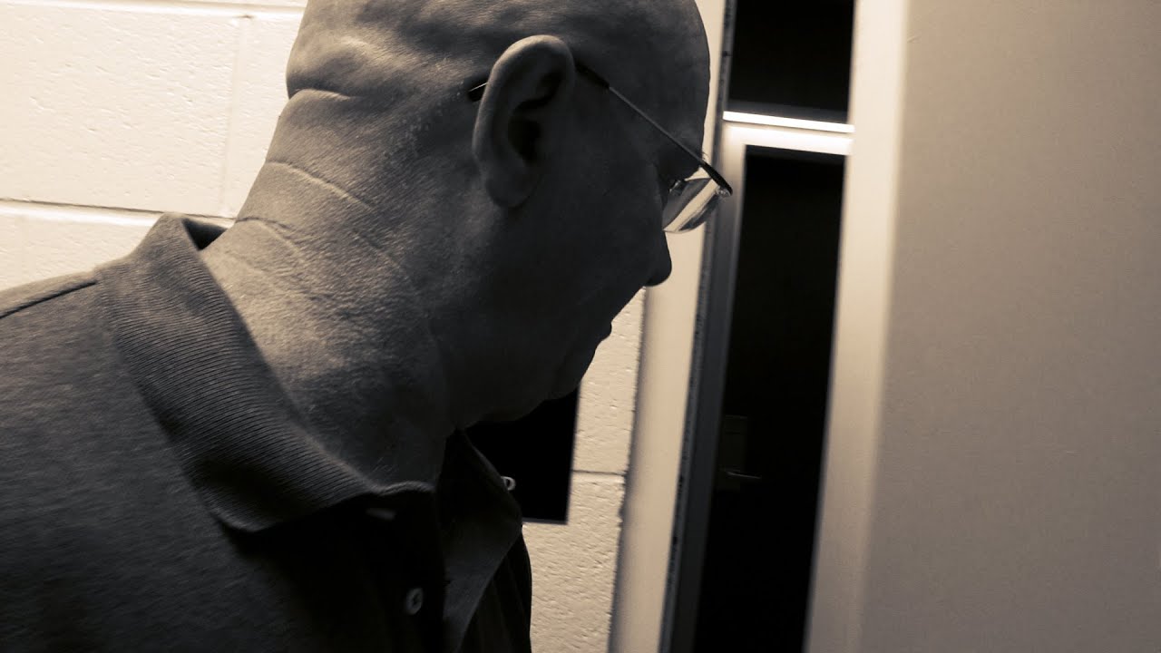 How Does A Judge Decide Who Gets Custody of a Child? - Ask A Private Investigator