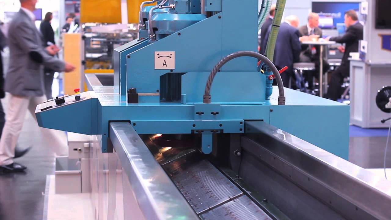 Göckel G56elTT Full automatic carbide grinding machine DRUPA 2012.mp4
