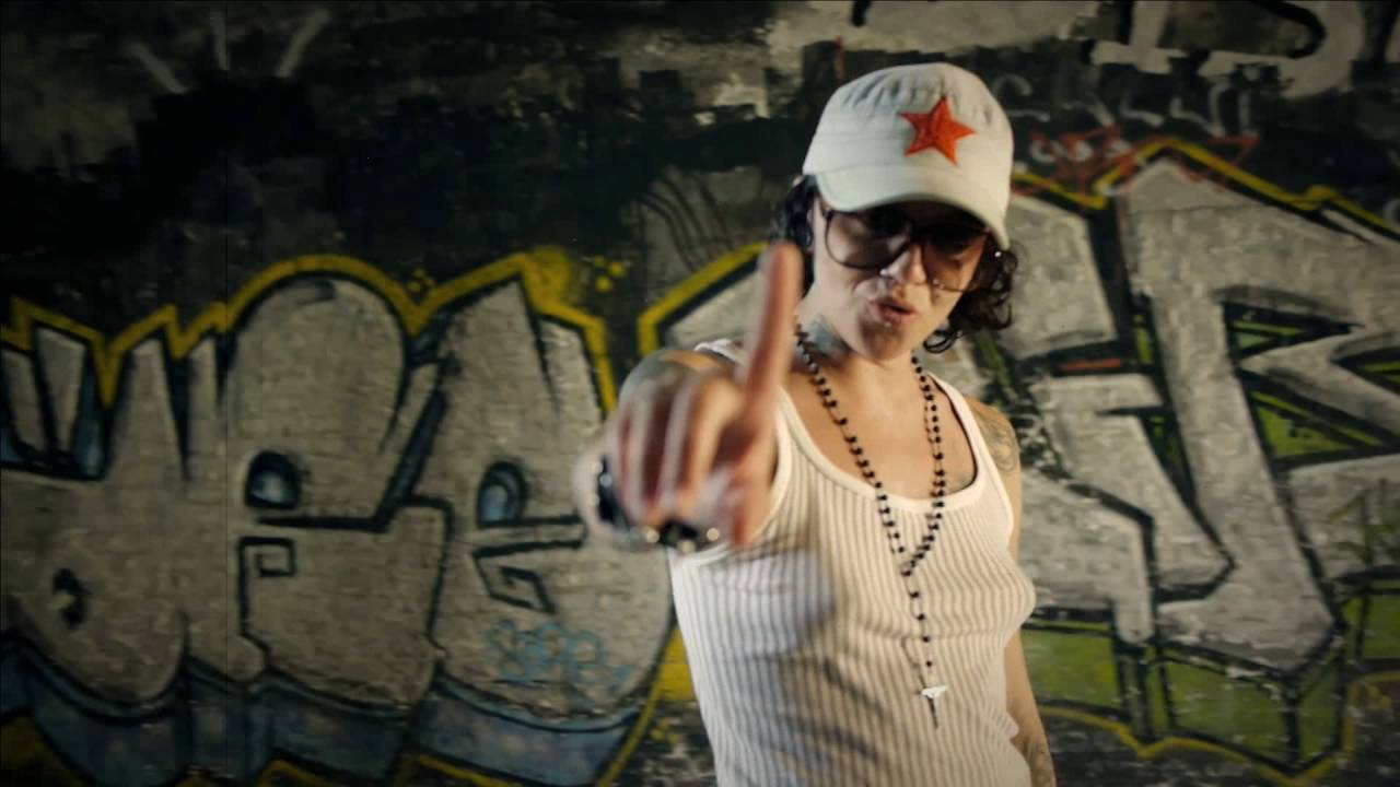 Cosy - Micul Bronx feat. Honey [Oficial Video] 2011