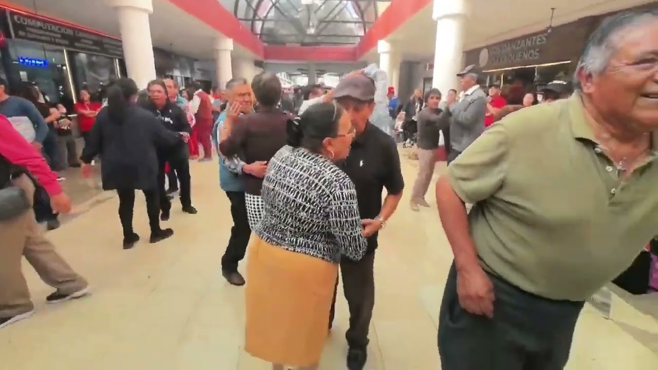 Ambiente en la concha acústica de Toluca 