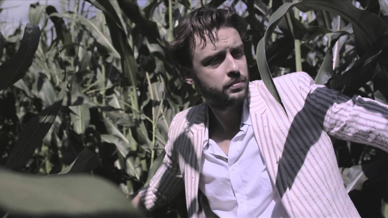 Tomasz Makowiecki 'Holidays in Rome' (official video)