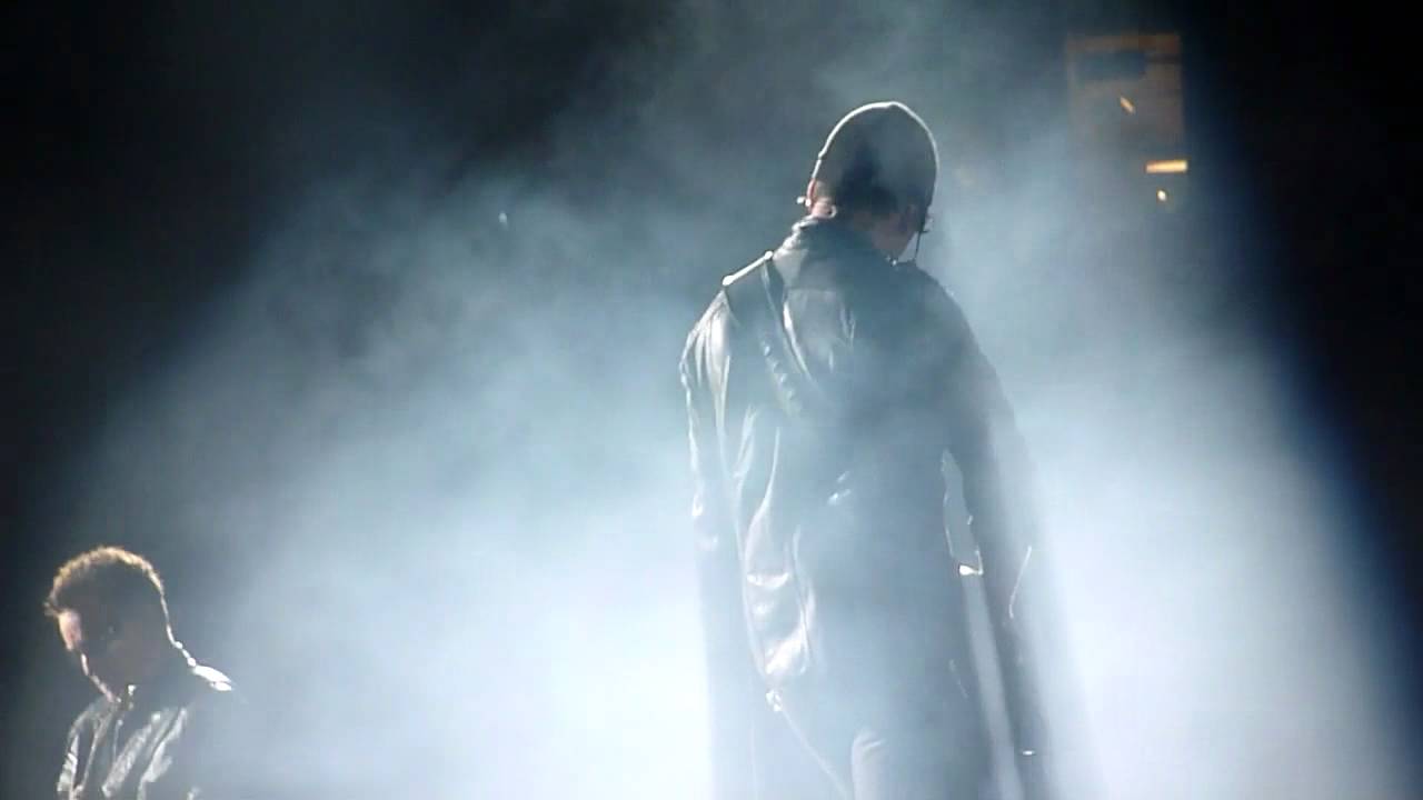 The Fly - U2 Live from Anaheim 6/18/11 HD