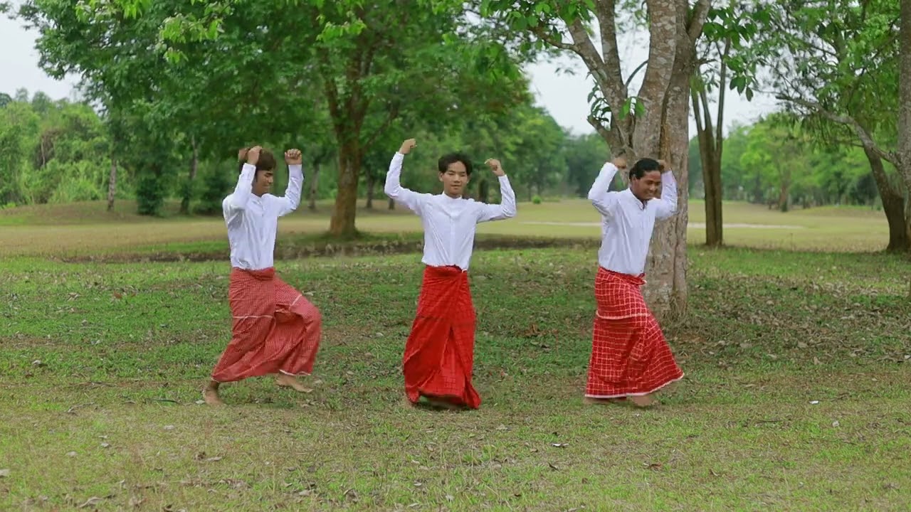 ထာဝရမြန်မာ ယိမ်း အကအလှ ဝါသနာအရ. Ever