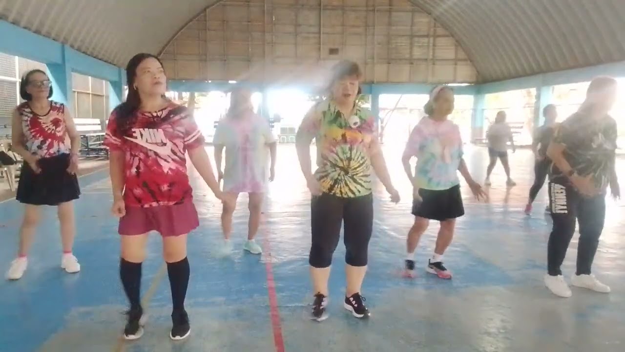 R3 zumba in tie dyed